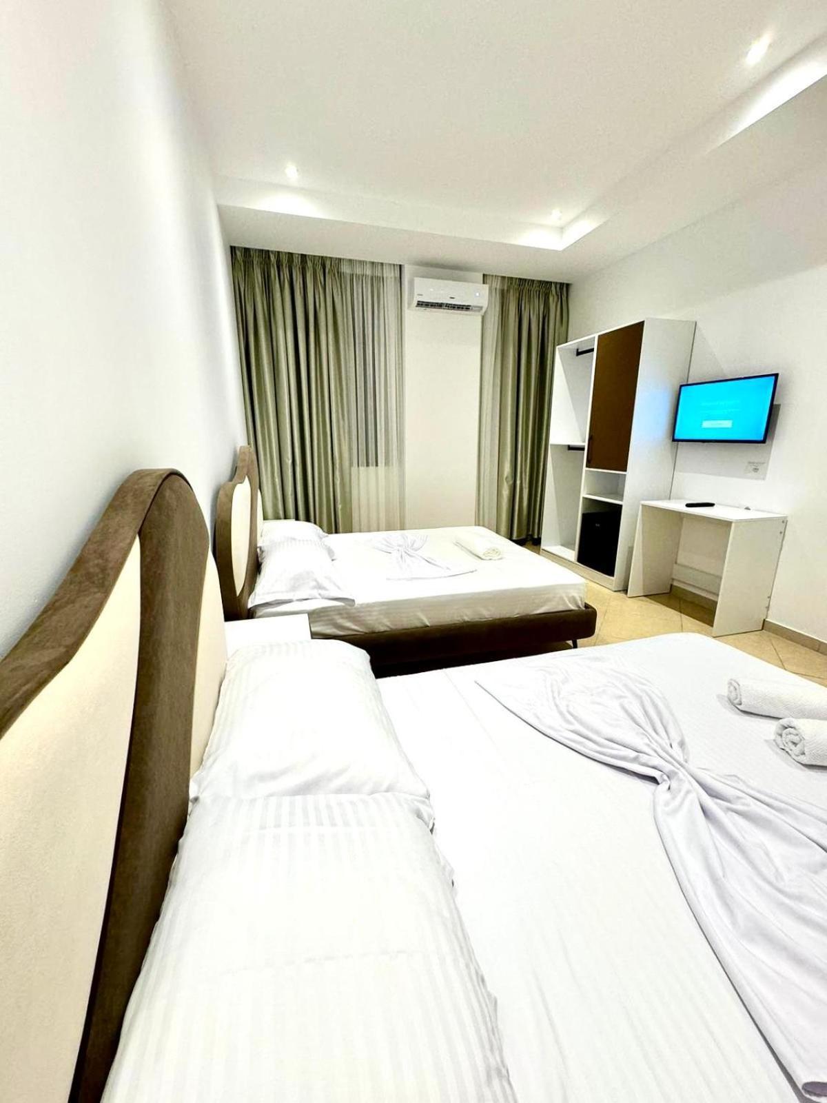 Hotel Balili วญอเรอ ภายนอก รูปภาพ