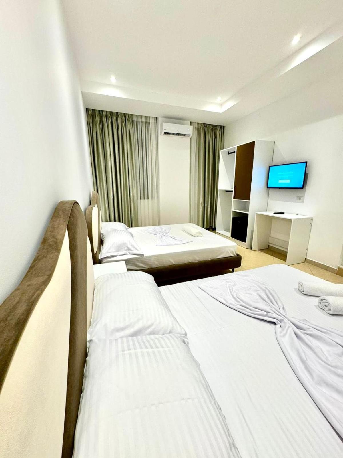 Hotel Balili วญอเรอ ภายนอก รูปภาพ