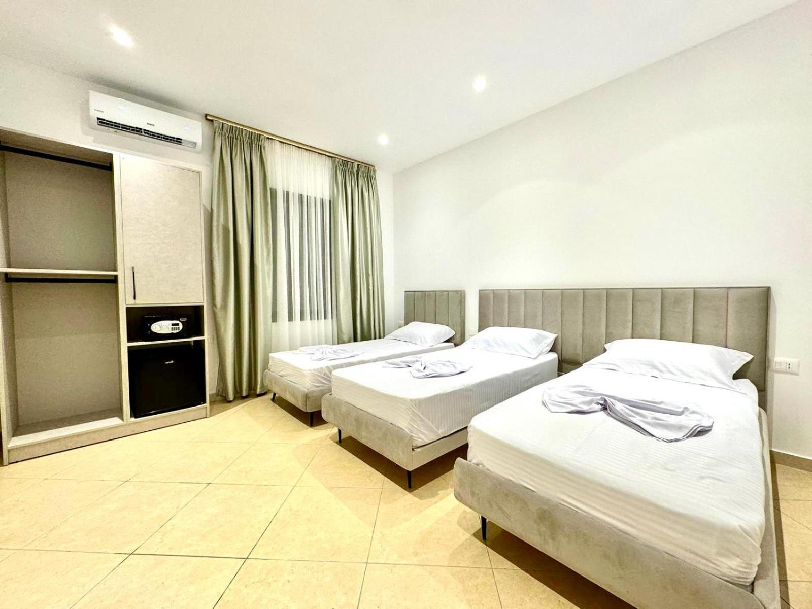 Hotel Balili วญอเรอ ภายนอก รูปภาพ