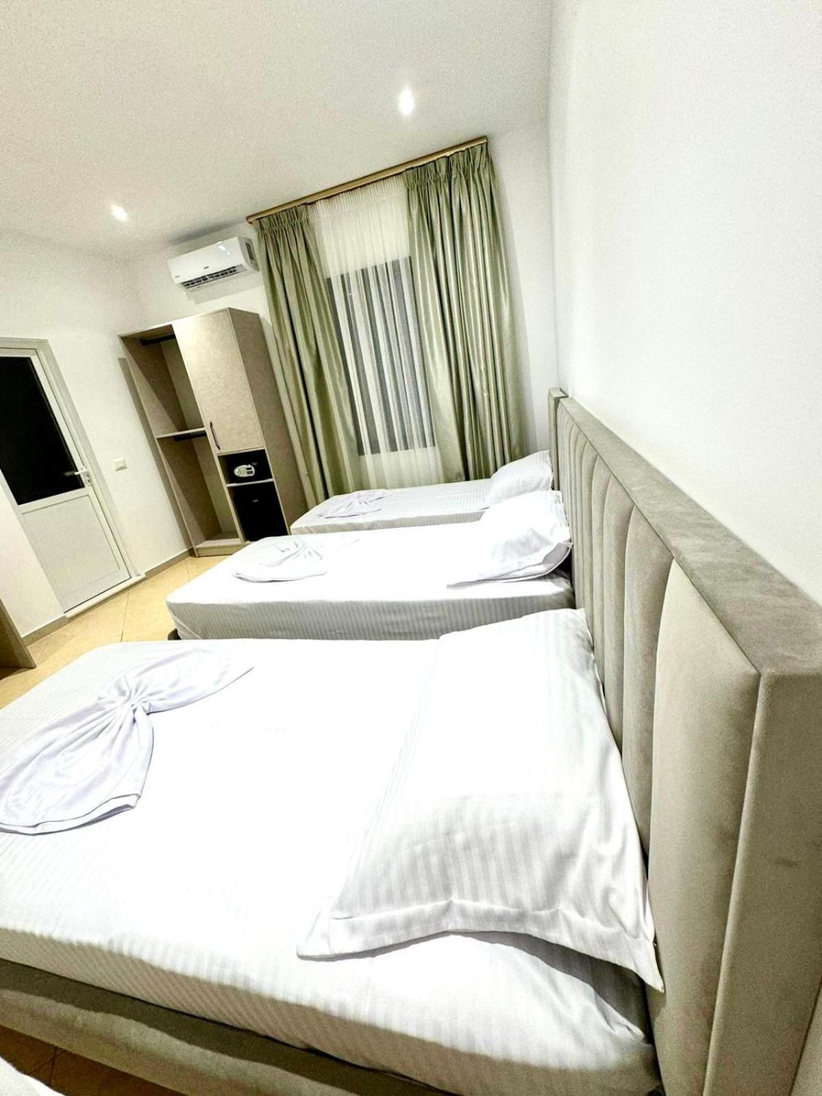 Hotel Balili วญอเรอ ภายนอก รูปภาพ