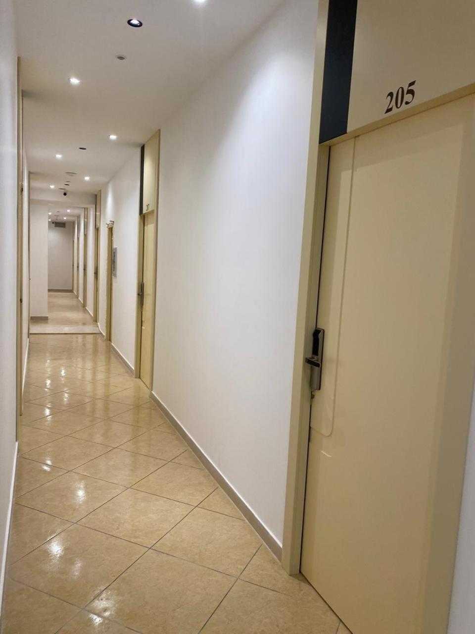 Hotel Balili วญอเรอ ภายนอก รูปภาพ