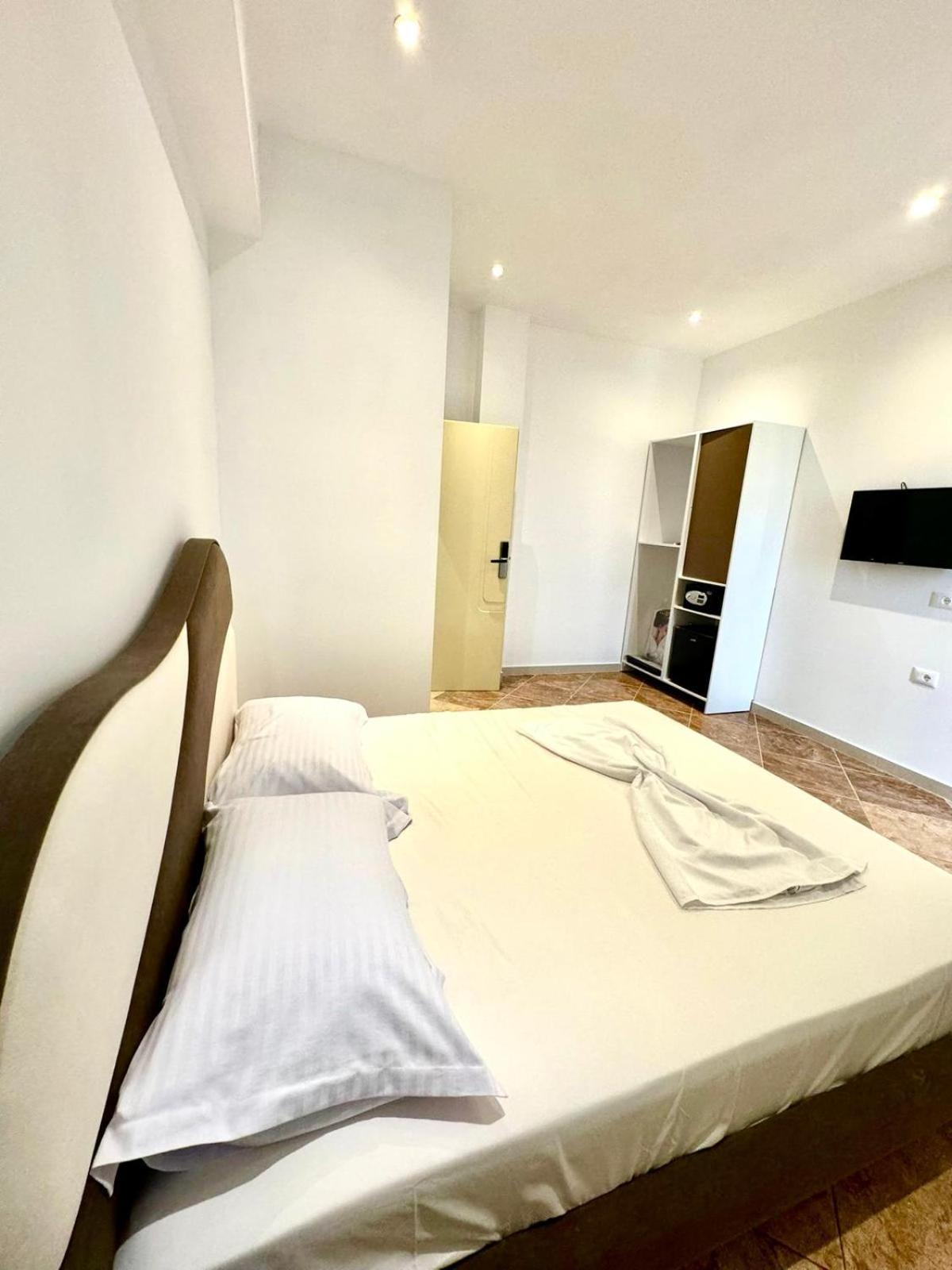 Hotel Balili วญอเรอ ภายนอก รูปภาพ