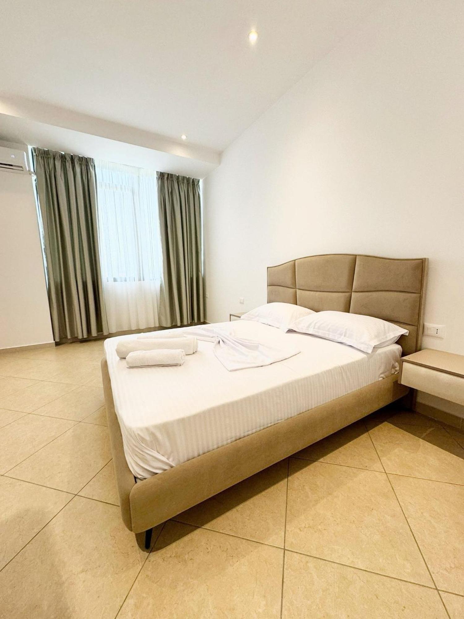 Hotel Balili วญอเรอ ภายนอก รูปภาพ