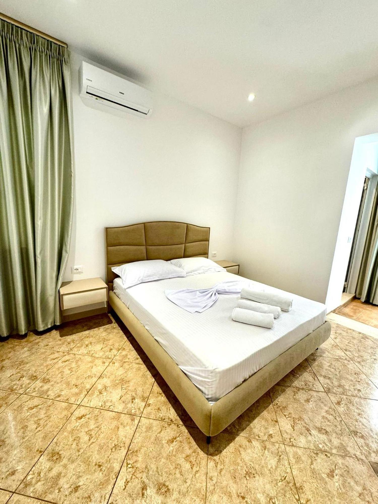 Hotel Balili วญอเรอ ภายนอก รูปภาพ